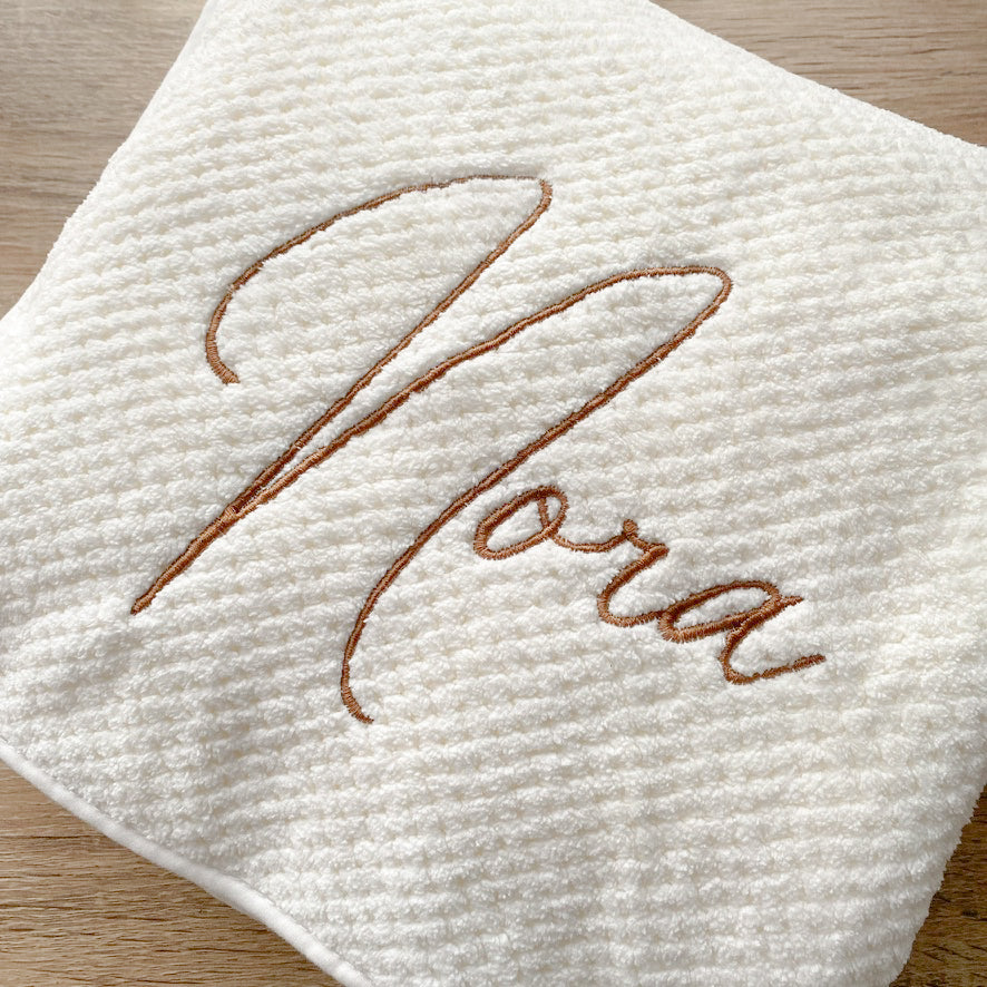Towel - Snow image 4