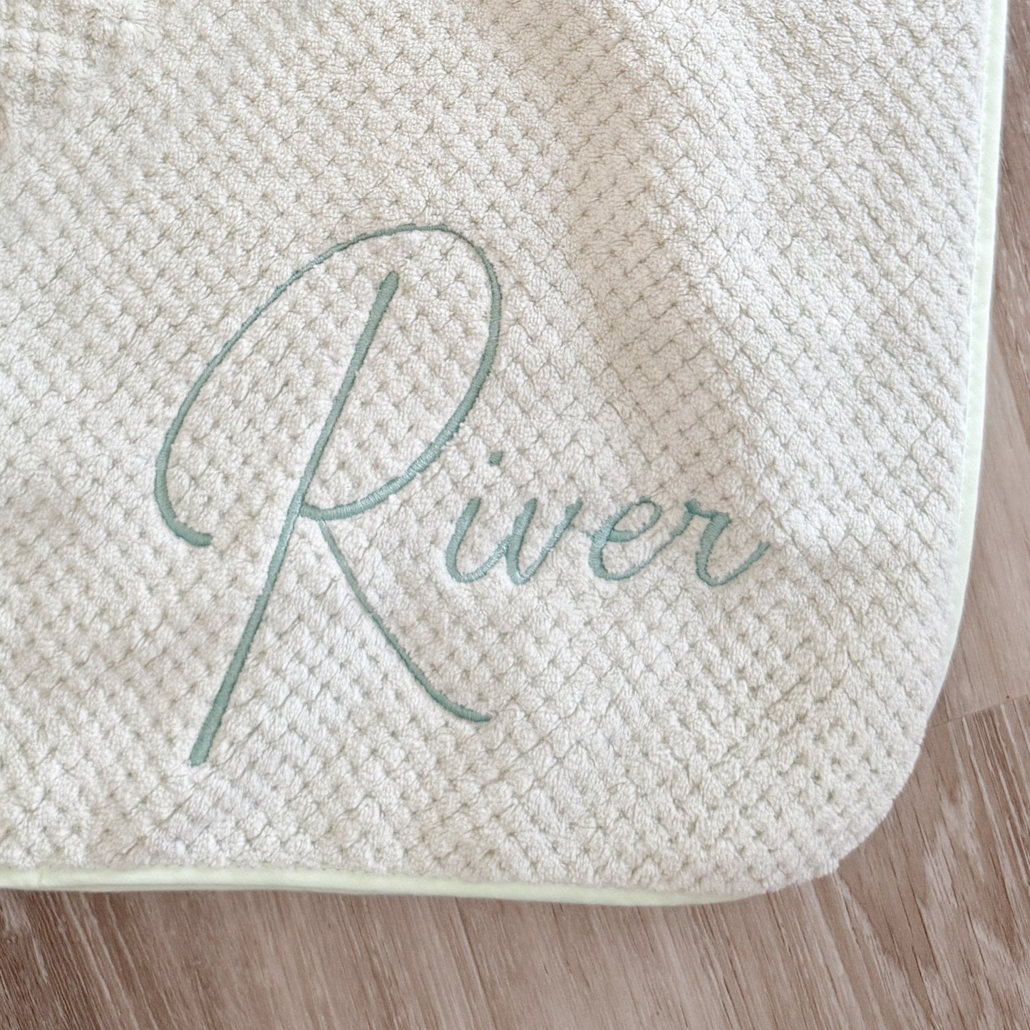 Towel - Olive image 5